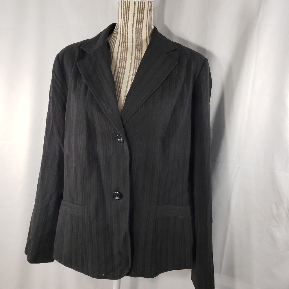 Requirements NWT Black Blazer Size 16